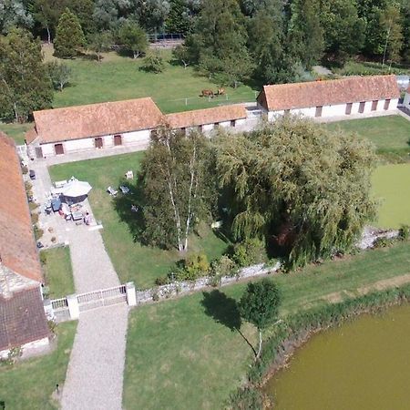 Les Portes Des Froises Saint Quentin en Tourmont Bagian luar foto